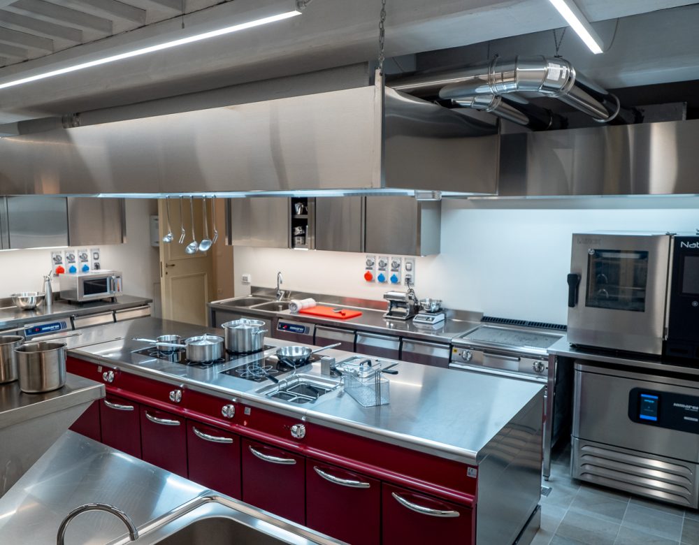 Professional kitchen 01 - basement Villa Reale di Marlia